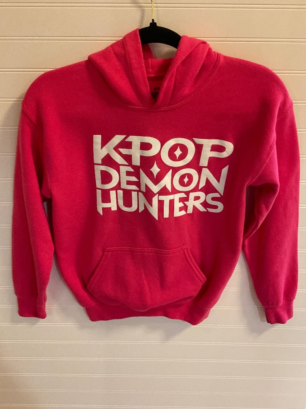 Netflix KPop Demon Hunters Pink Logo Pullover Hoodie Size: M. Pre Owned